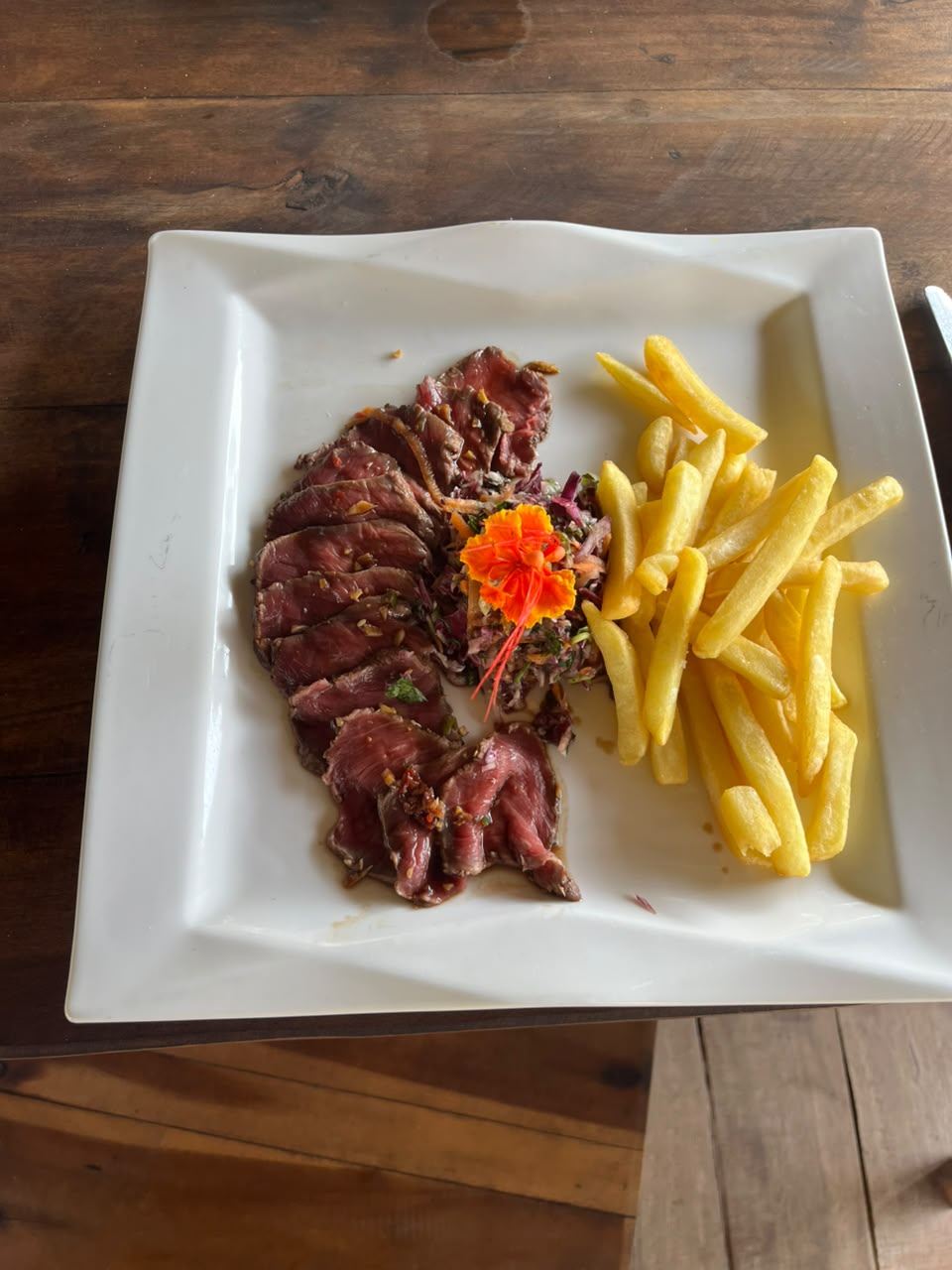 Tartare de bœuf et frites